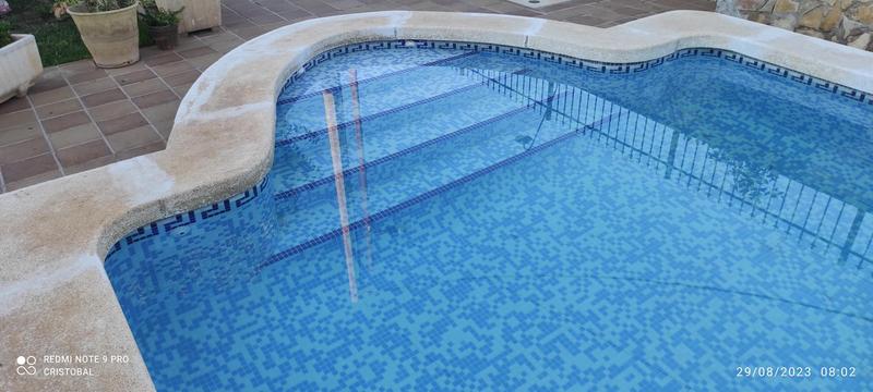 Abrir modal de revisión 1 de 4