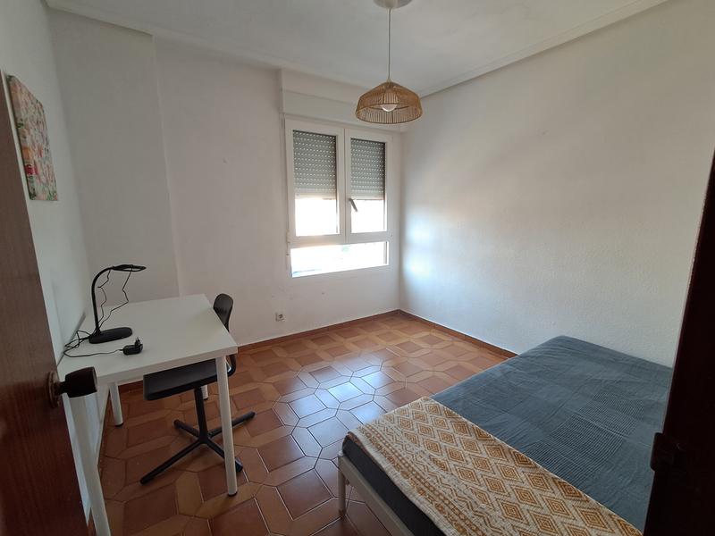 Abrir modal de revisión 1 de 1