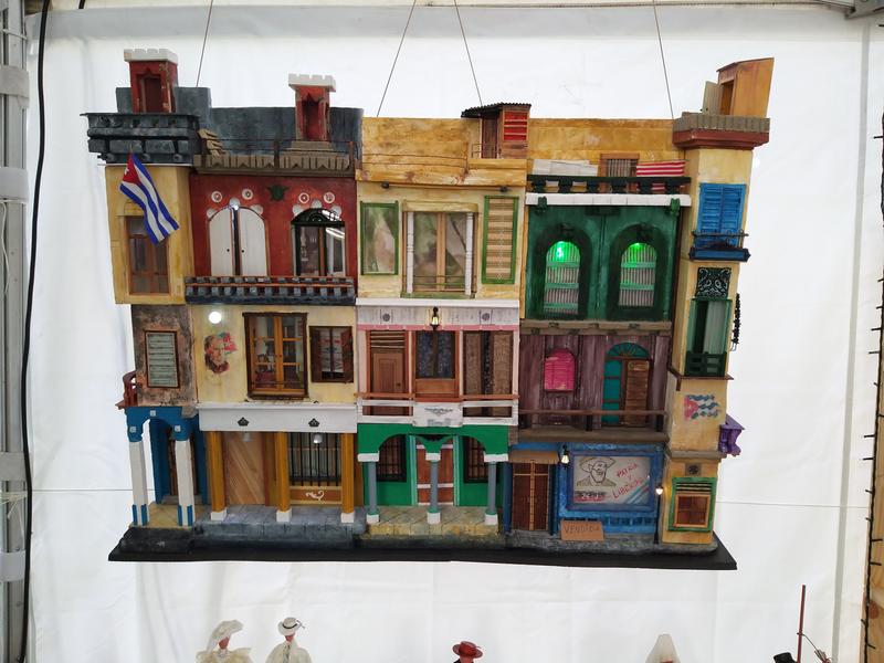 Abrir modal de revisión 1 de 1