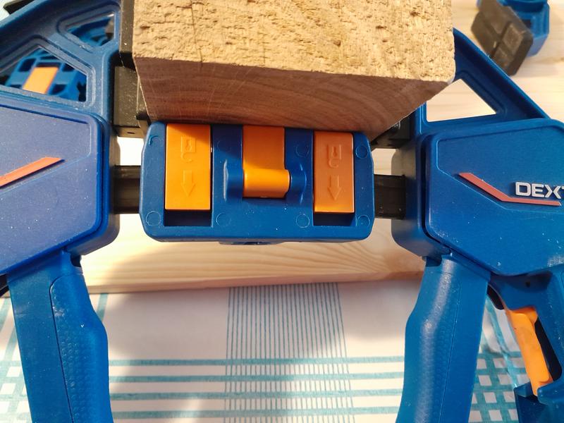 Abrir modal de revisión 1 de 2