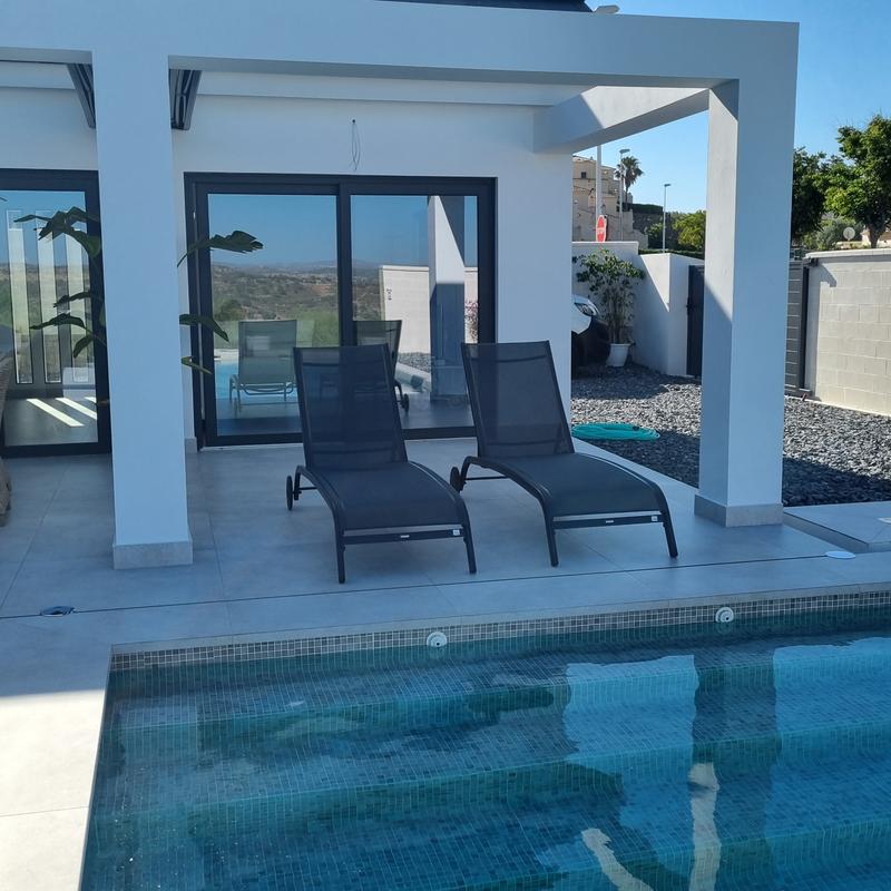 Abrir modal de revisión 1 de 1