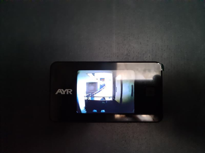 Mirilla digital AYR MOD 754 con pantalla 4 latonado. Fácil visión