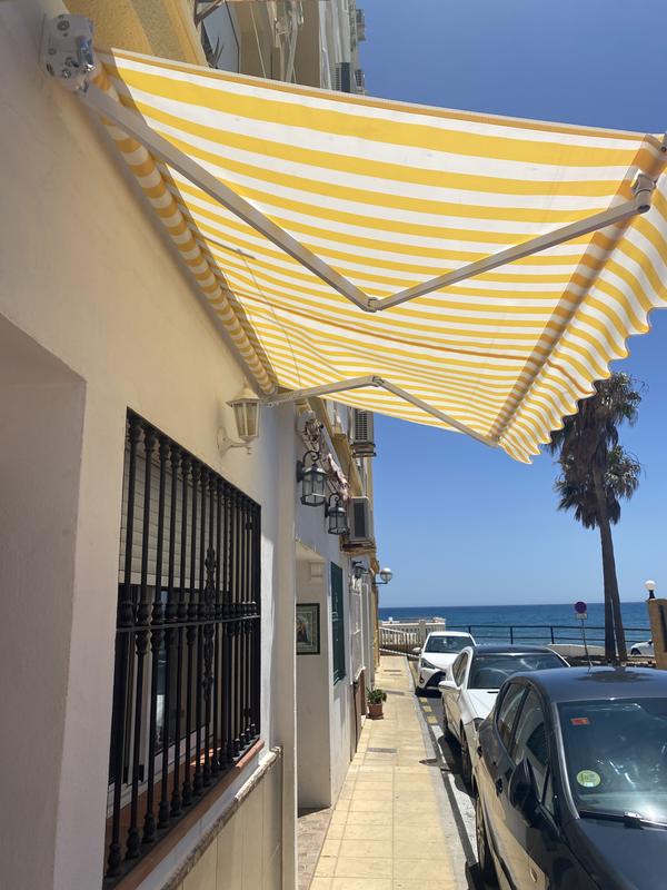 Ouvrir la fenêtre modale de l'avis 1 sur 1