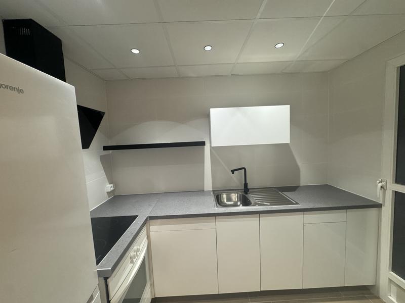 Abrir modal de revisión 1 de 1