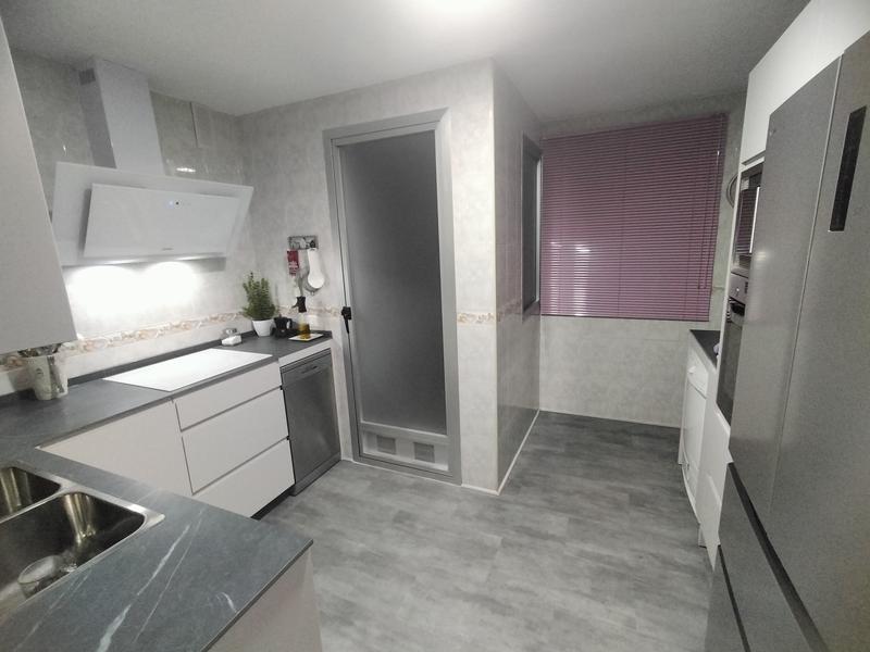 Abrir modal de revisión 1 de 1