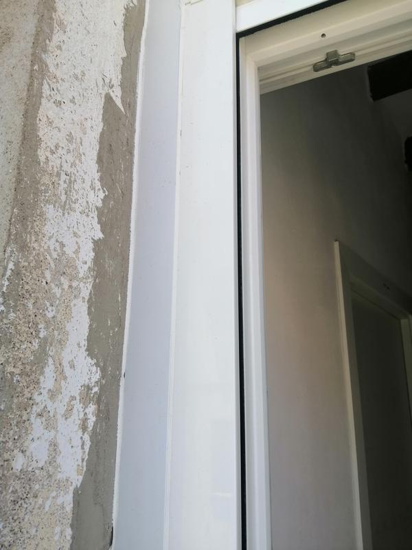 Ventana PVC ARTENS blanca oscilobatiente con persiana guía mosquitera  75X139 cm