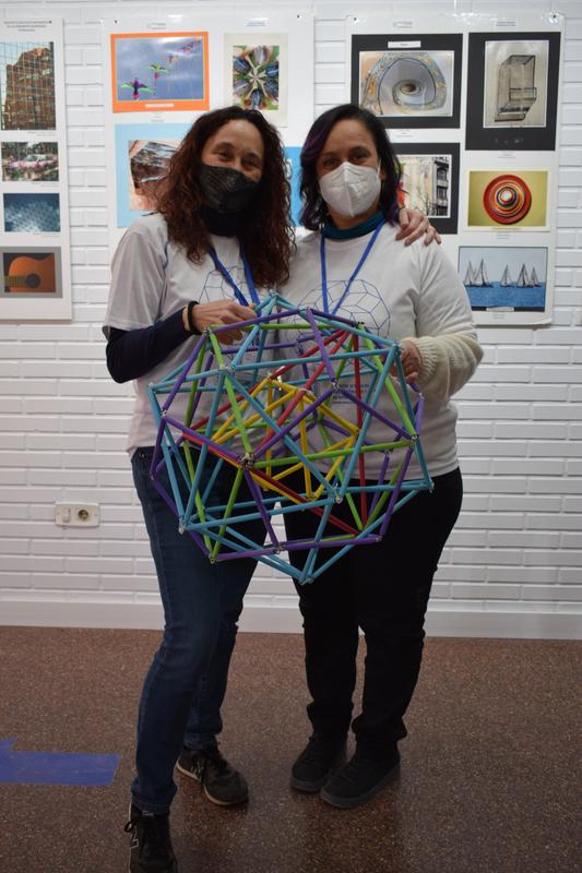 Ouvrir la fenêtre modale de l'avis 1 sur 3