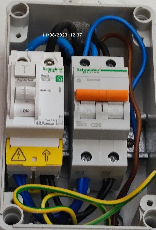 Abrir modal de revisión 1 de 1