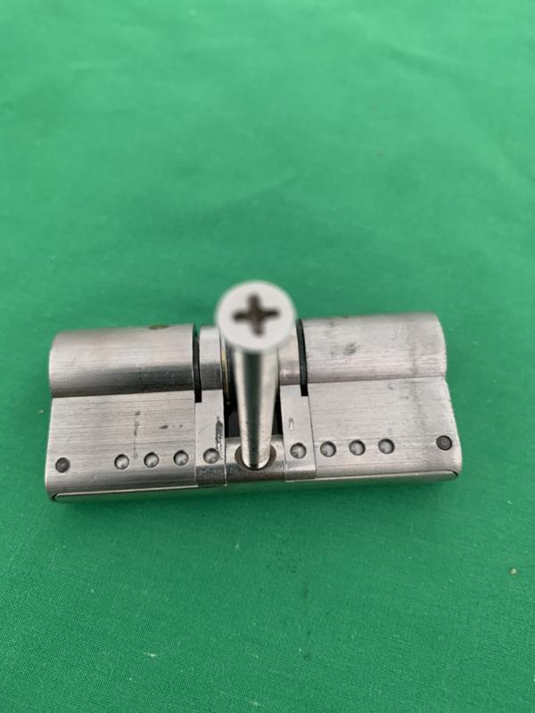 Abrir modal de revisión 1 de 1