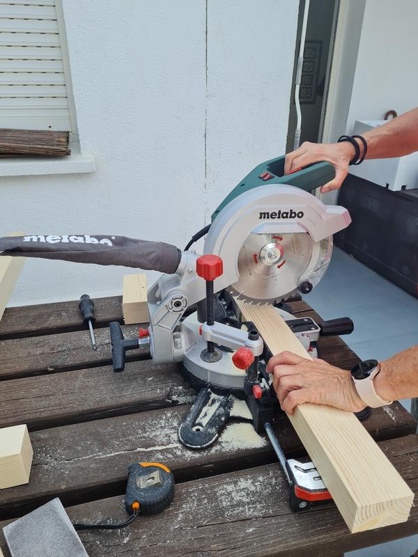 Abrir modal de revisión 1 de 1