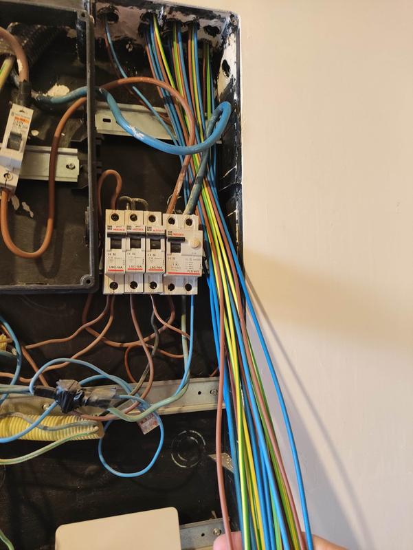 Abrir modal de revisión 1 de 1