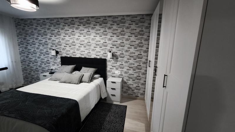 Abrir modal de revisión 1 de 2