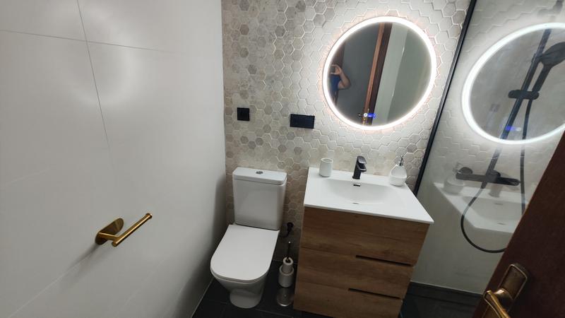 Abrir modal de revisión 1 de 1