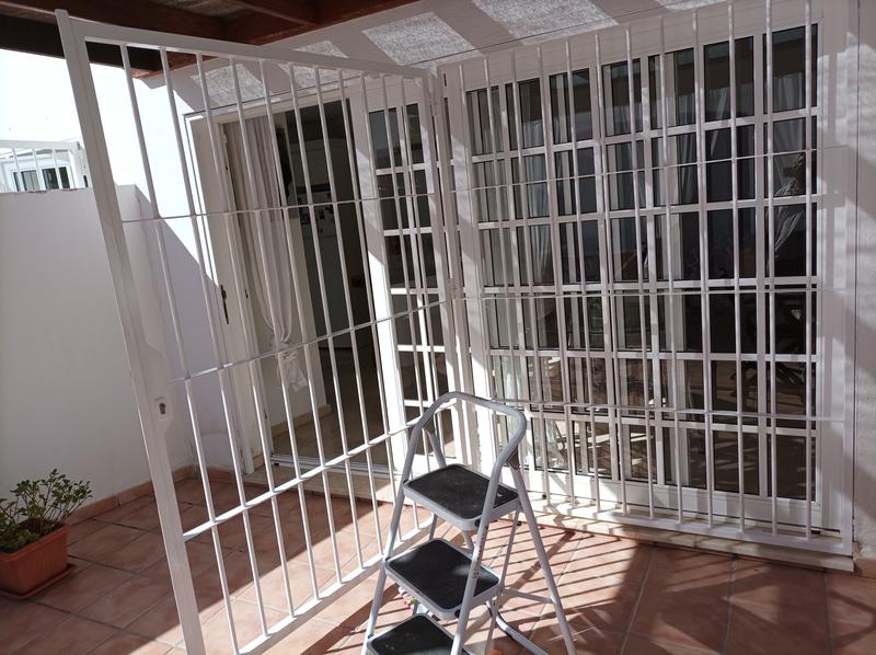 Abrir modal de revisión 1 de 1