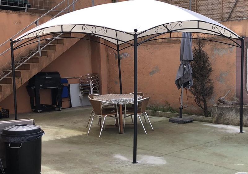 Abrir modal de revisión 1 de 1