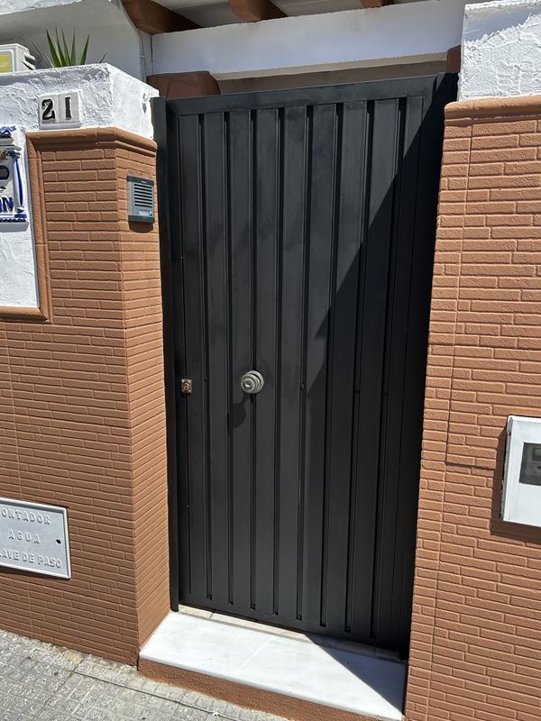 Abrir modal de revisión 1 de 1