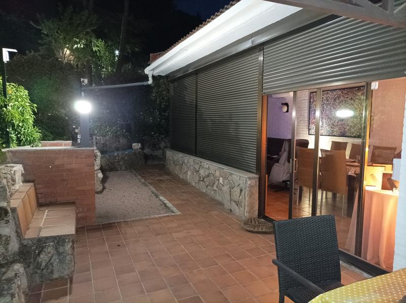 Ouvrir la fenêtre modale de l'avis 1 sur 2