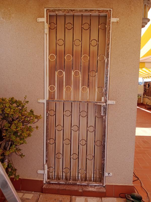 Abrir modal de revisión 1 de 1