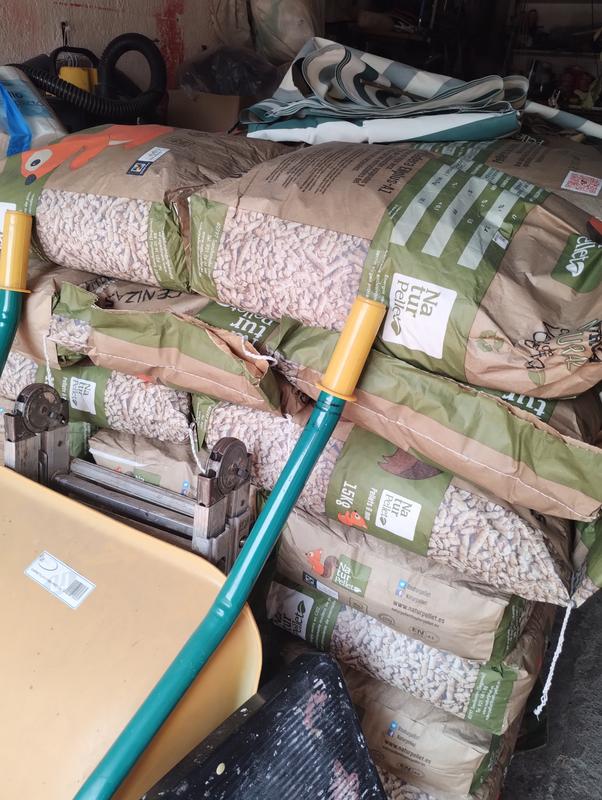 Foto de cliente verificado comentando el precio de Naturpellet