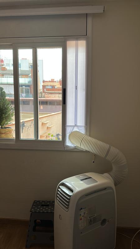 Instalar el aislamiento para ventanas con aire acondicionado portátil