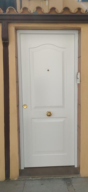 Puerta Exterior Entrada 3P 1130 Saga blanca de 90x210cm - Puertas