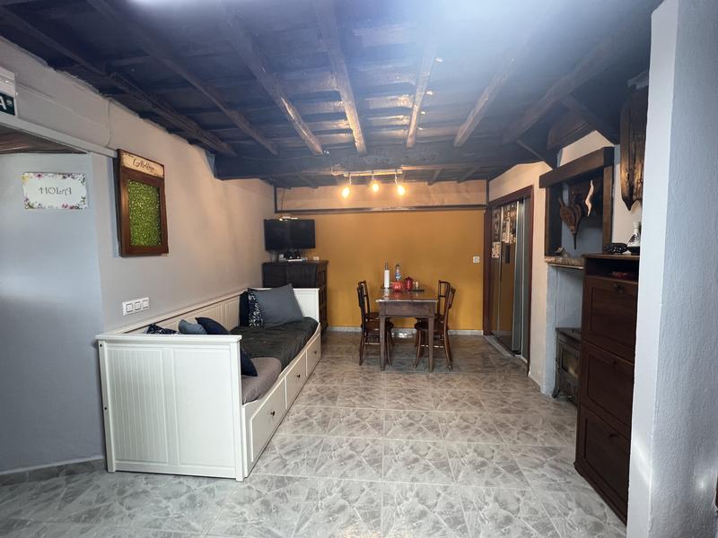 Abrir modal de revisión 1 de 1