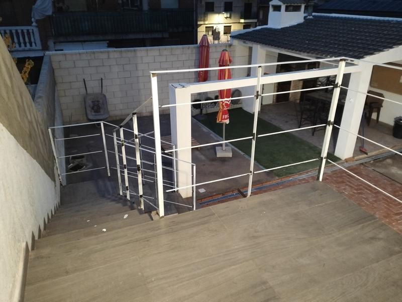 Abrir modal de revisión 2 de 3