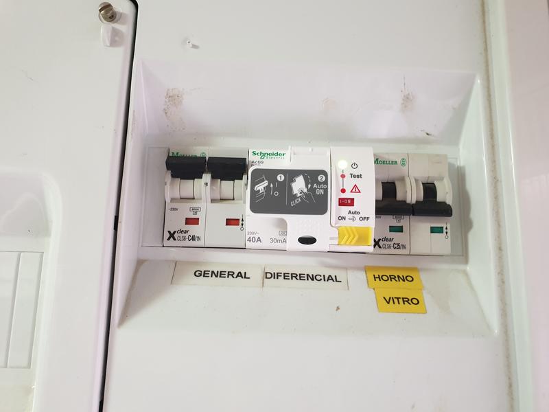 Interruptor diferencial rearmable Schneider 2p 40A 30mA A9CR4240