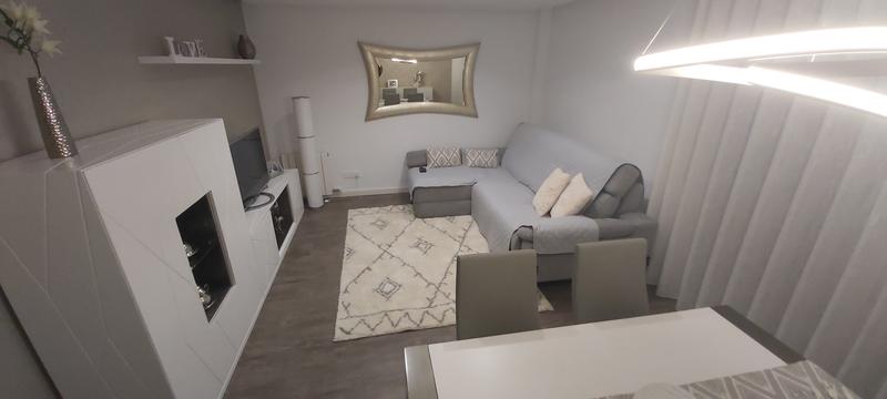 Abrir modal de revisión 1 de 1