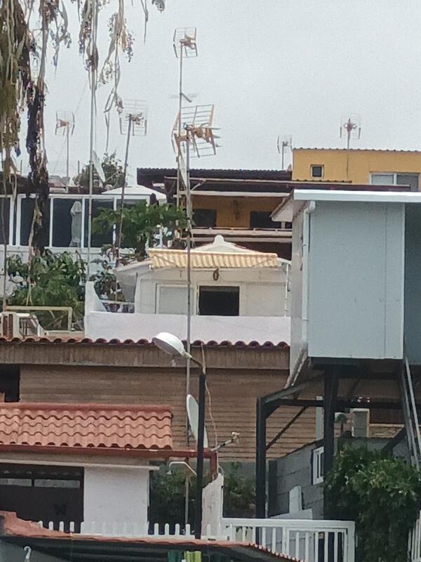 Ouvrir la fenêtre modale de l'avis 2 sur 3