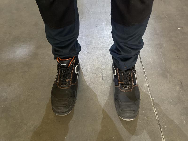 Abrir modal de revisión 1 de 1