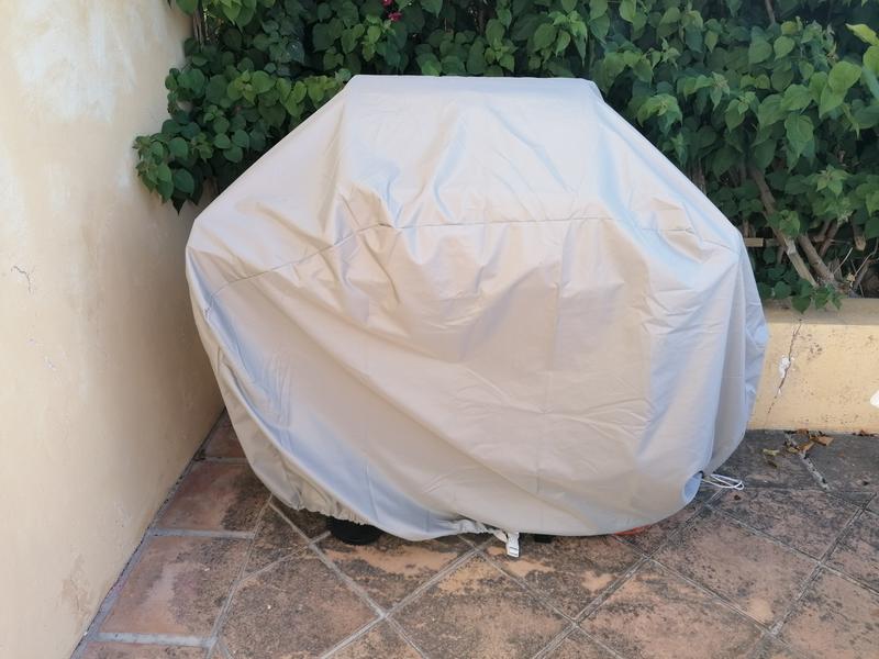 NettyPro Copertura Per Barbecue 150 Cm - Impermeabile E Resistente Per Griglie A Gas Da Esterno - Tessuto 600D Con Cuciture Doppie E Cinghie Regolabili - Adatta A Weber, Char-Broil E Altri - Marrone