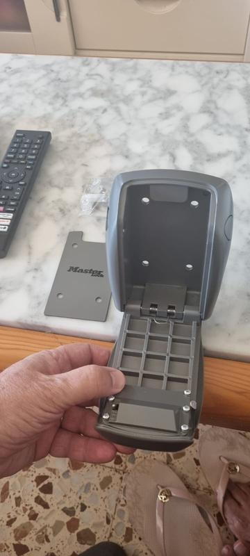 Ouvrir la fenêtre modale de l'avis 1 sur 2