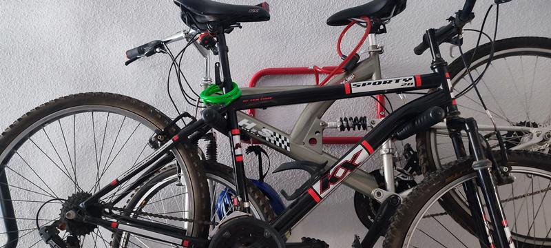 Ouvrir la fenêtre modale de l'avis 1 sur 2