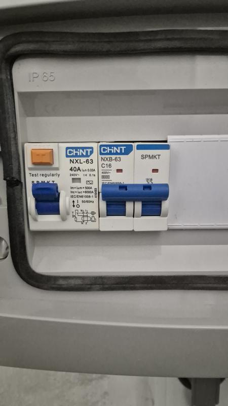 Abrir modal de revisión 1 de 2