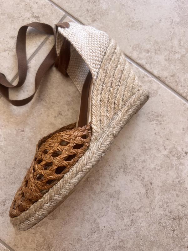 Abrir modal de revisión 1 de 1