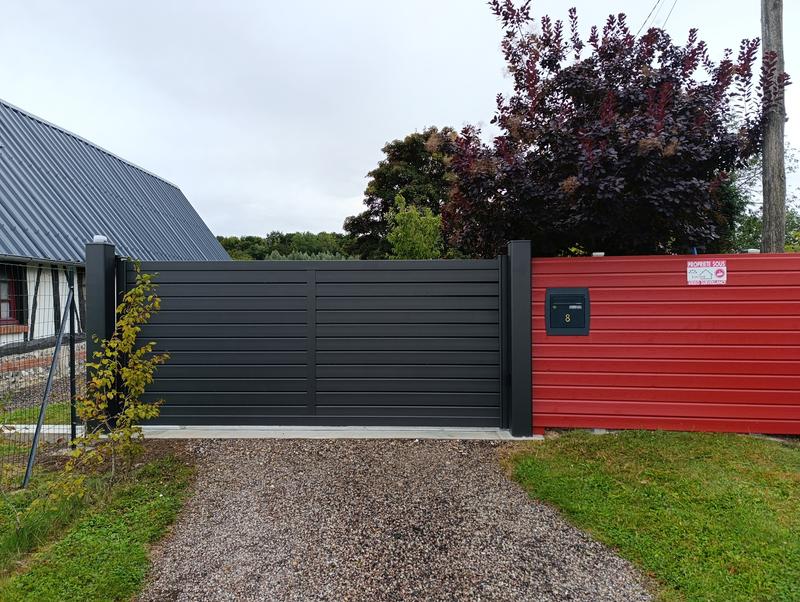 Ouvrir la fenêtre modale de l'avis 1 sur 2