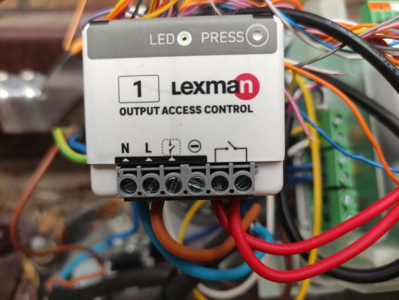 Ouvrir la fenêtre modale de l'avis 1 sur 2