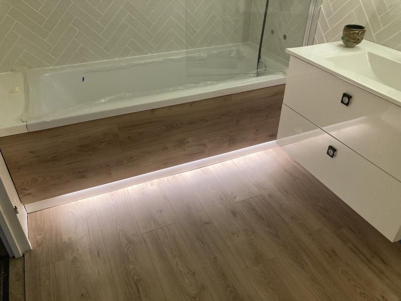 Ouvrir la fenêtre modale de l'avis 1 sur 3