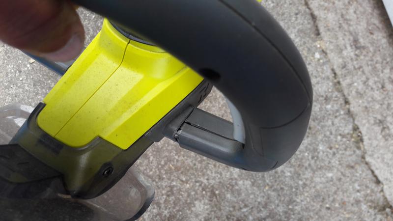 Ouvrir la fenêtre modale de l'avis 1 sur 2