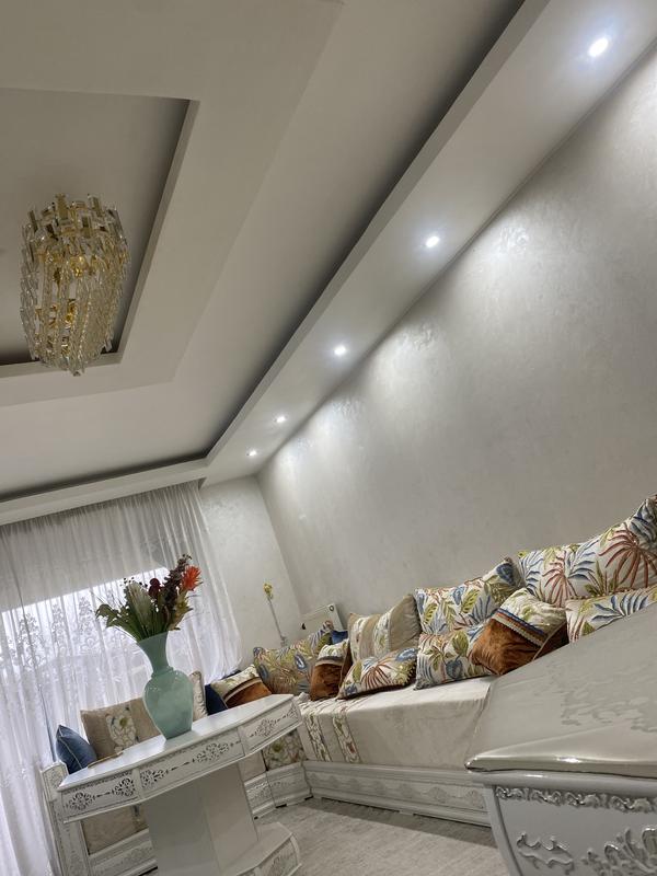 Ouvrir la fenêtre modale de l'avis 1 sur 2