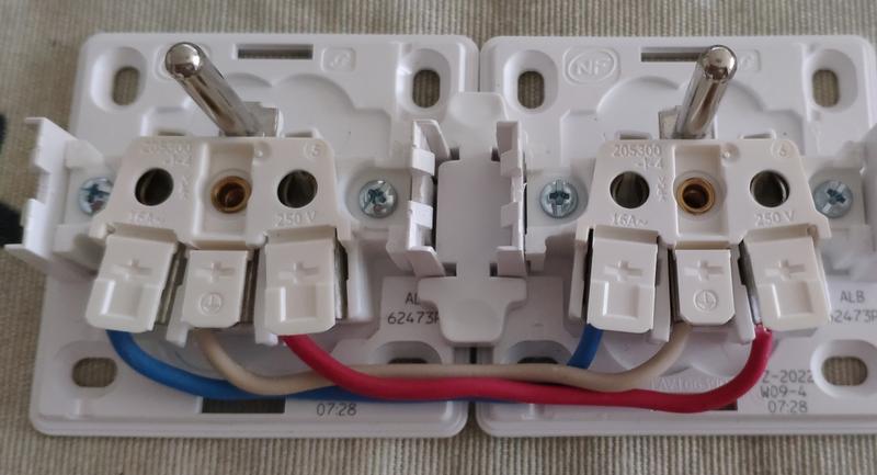 Ouvrir la fenêtre modale de l'avis 1 sur 1