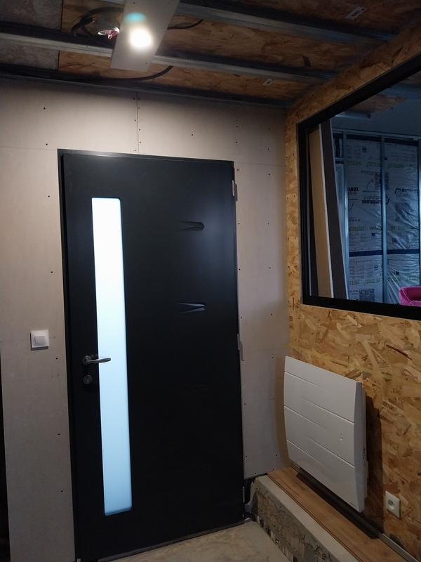 Ouvrir la fenêtre modale de l'avis 1 sur 6