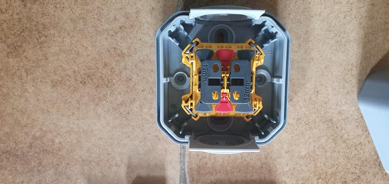 Ouvrir la fenêtre modale de l'avis 2 sur 3
