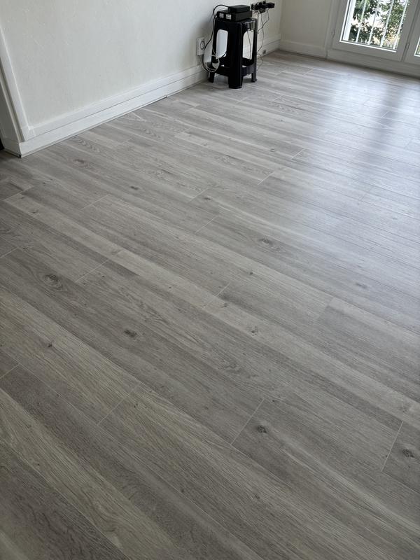 Ouvrir la fenêtre modale de l'avis 1 sur 2