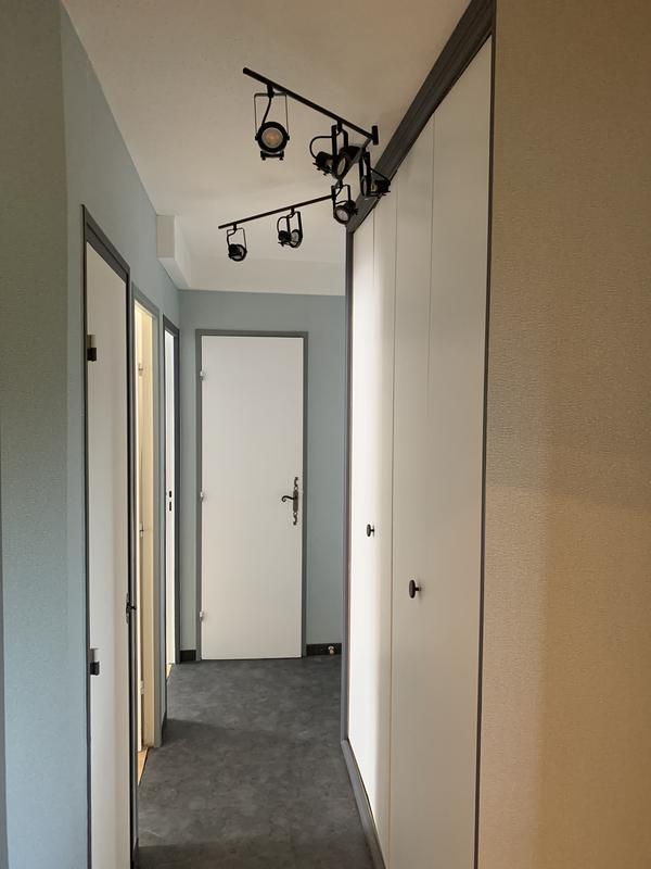 Ouvrir la fenêtre modale de l'avis 1 sur 2