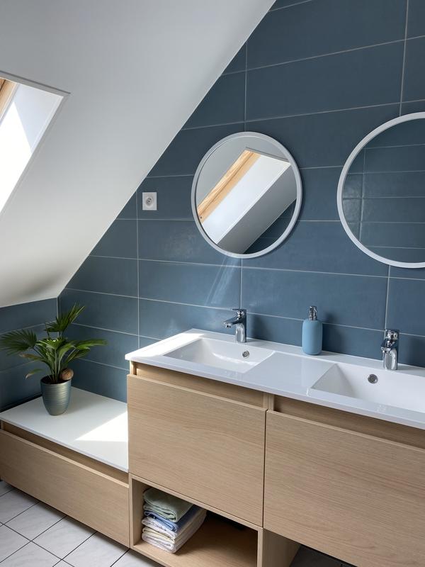 Ouvrir la fenêtre modale de l'avis 1 sur 2