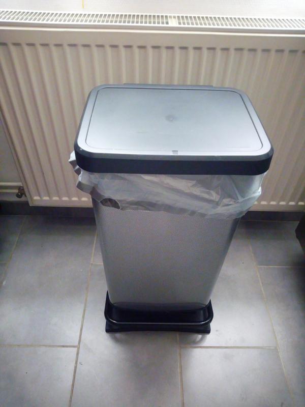 Ouvrir la fenêtre modale de l'avis 1 sur 4