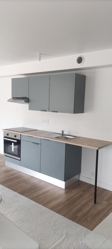 Ouvrir la fenêtre modale de l'avis 1 sur 2