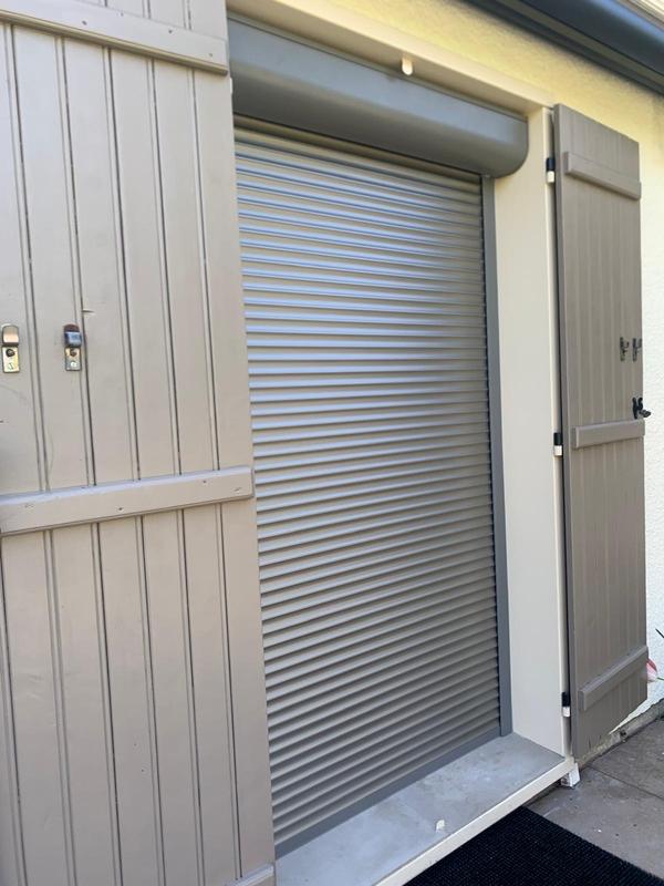 Ouvrir la fenêtre modale de l'avis 1 sur 2